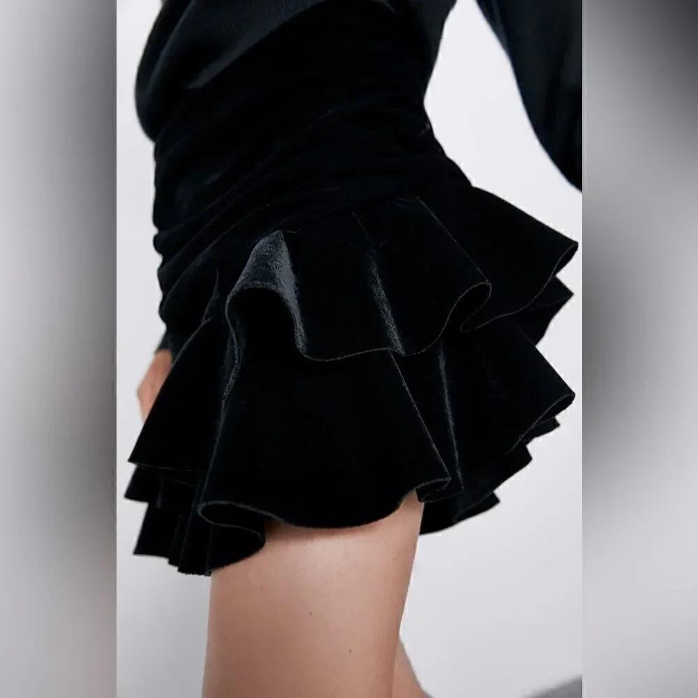 ZARA VELVET MINI SKIRT
